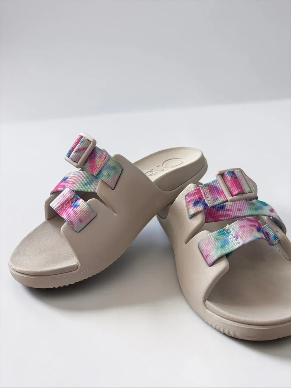 Chaco Chillos Kids Size 2 Light Tie Dye Adjustable Recovery Slide Sandals